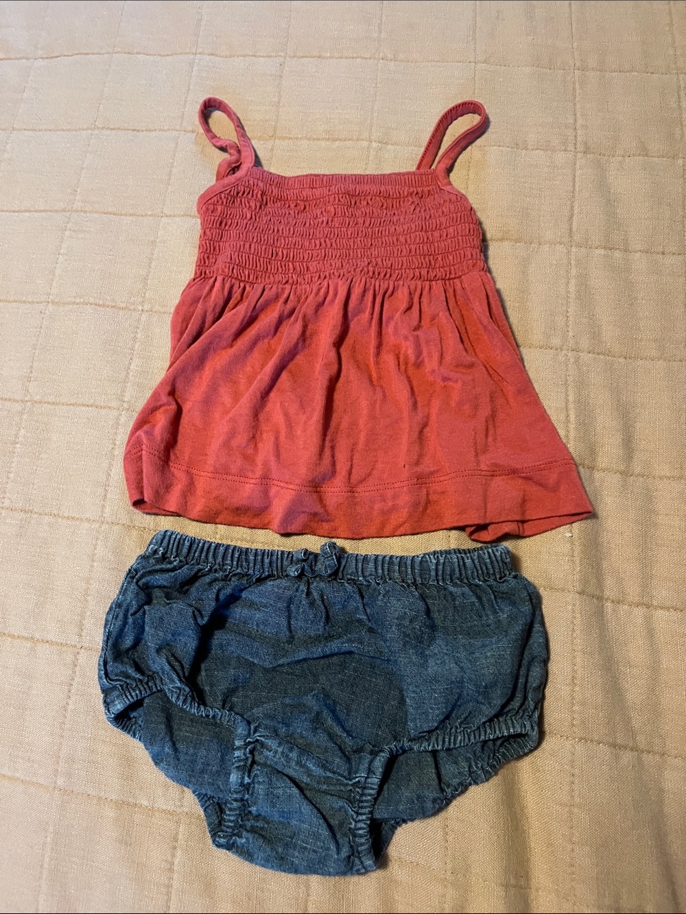 Kate Quinn Old Navy Bundle